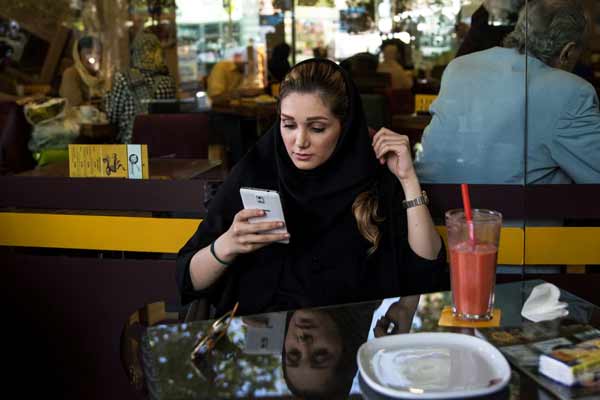 internet cafes in iran