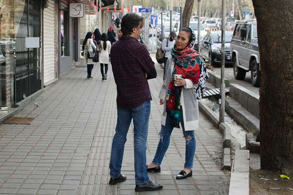 women and men contact in Iran