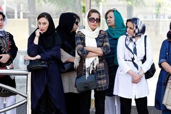 Iran dress code: women in iran have to wear hijab